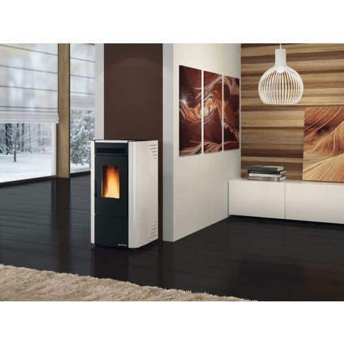 Poêle à granulés ventilé avec bardage en acier peint Ketty Evo 6 Bordeaux Nordica Extraflame