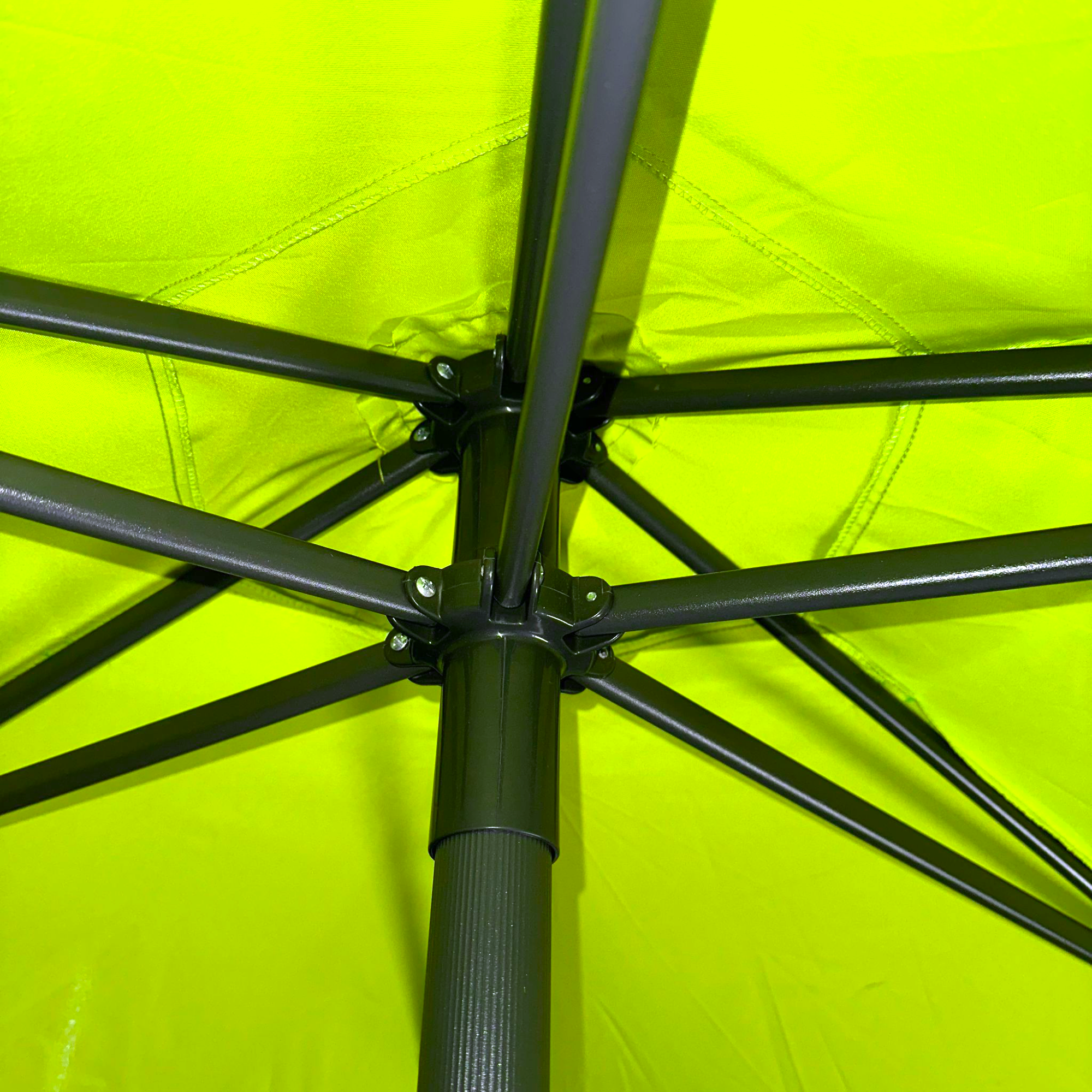 Parasol rond en aluminium 270 cm avec bouton de réglage Vert clair