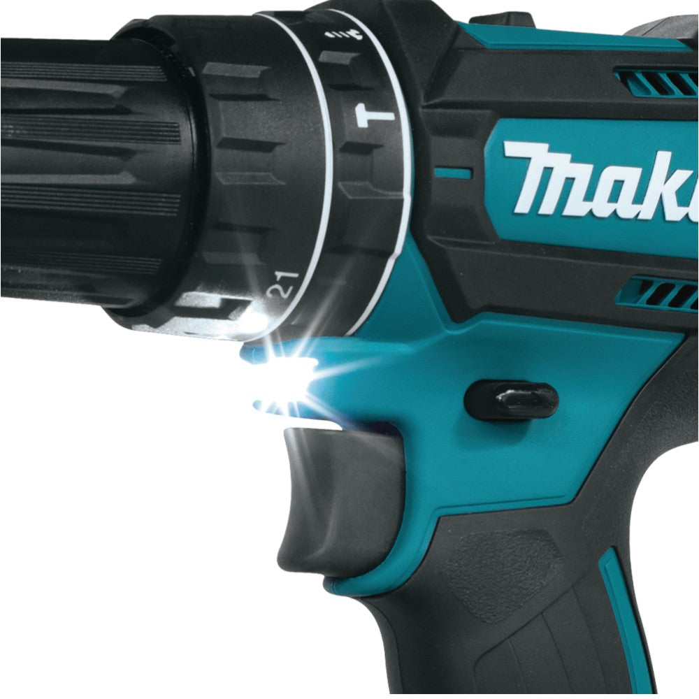 Perceuse visseuse professionnelle à percussion 2 vitesses 18V 3Ah avec 3 batteries et mallette MAKPAC DHP482RF3J 