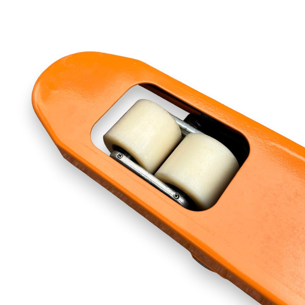 Transpalette manuel pour le transport de plates-formes palettes d'une capacité de 2500 kg 