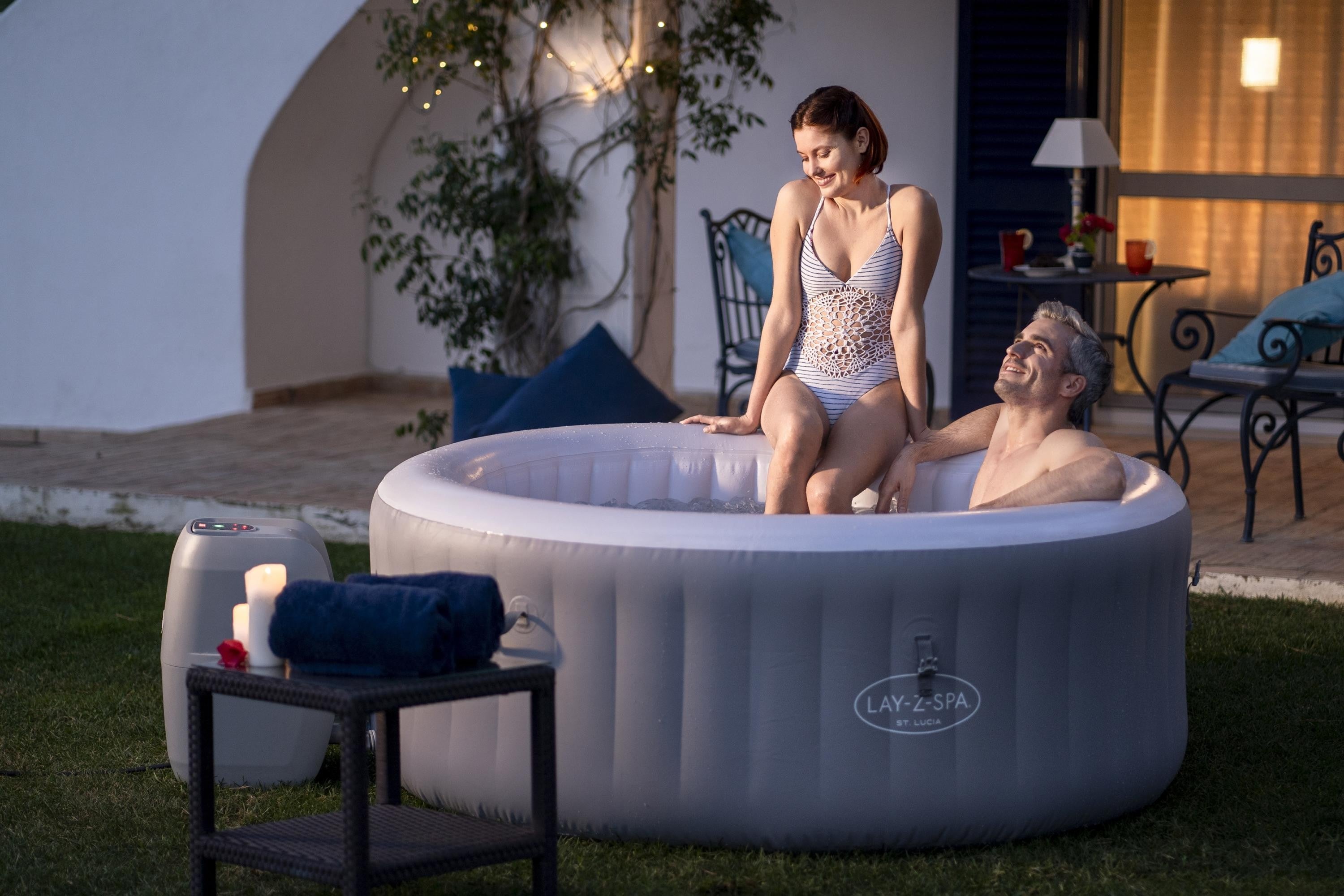 Piscine d'hydromassage SPA Lay-Z-Spa St Lucia AirJet Bestway 60037 