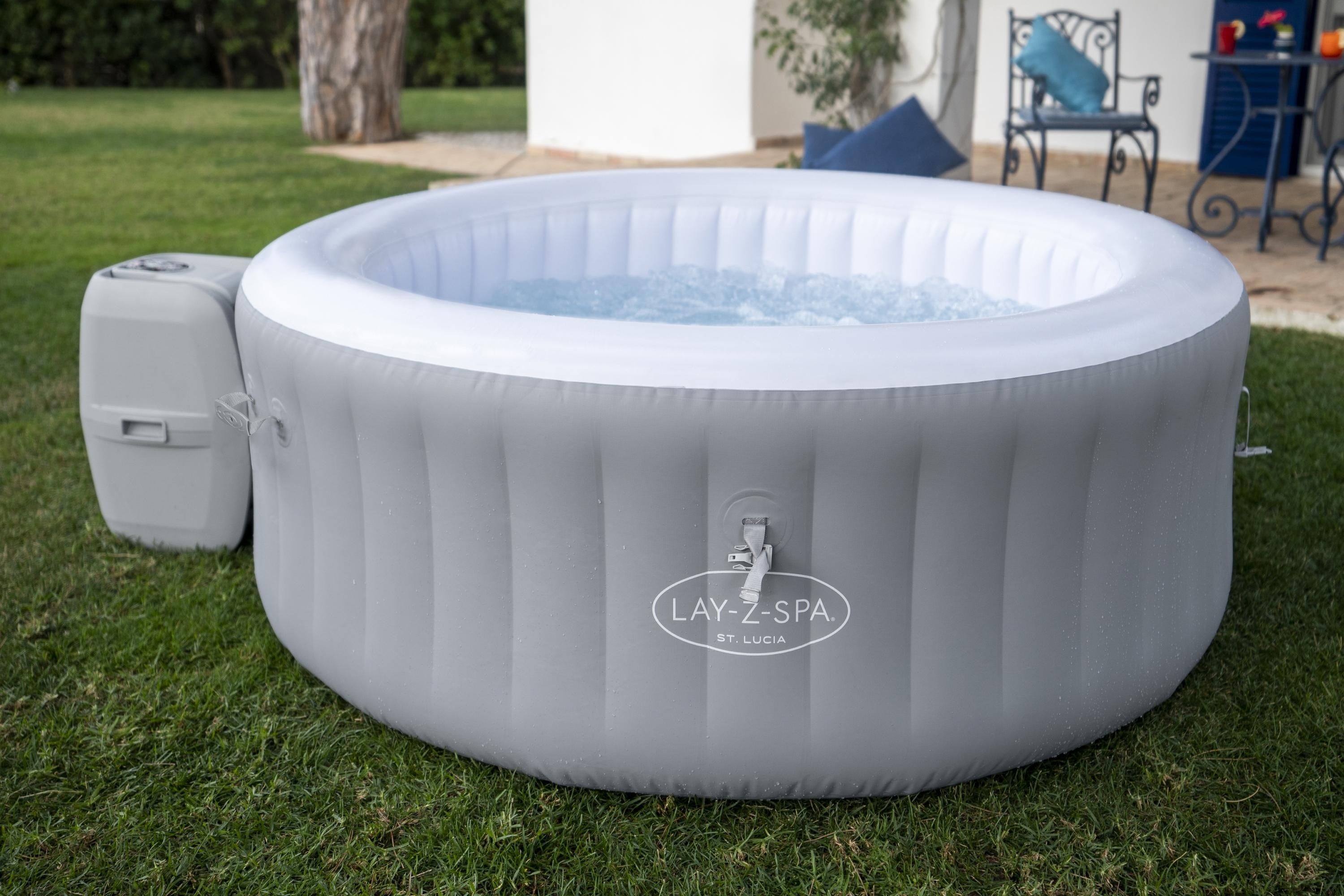 Piscine d'hydromassage SPA Lay-Z-Spa St Lucia AirJet Bestway 60037 