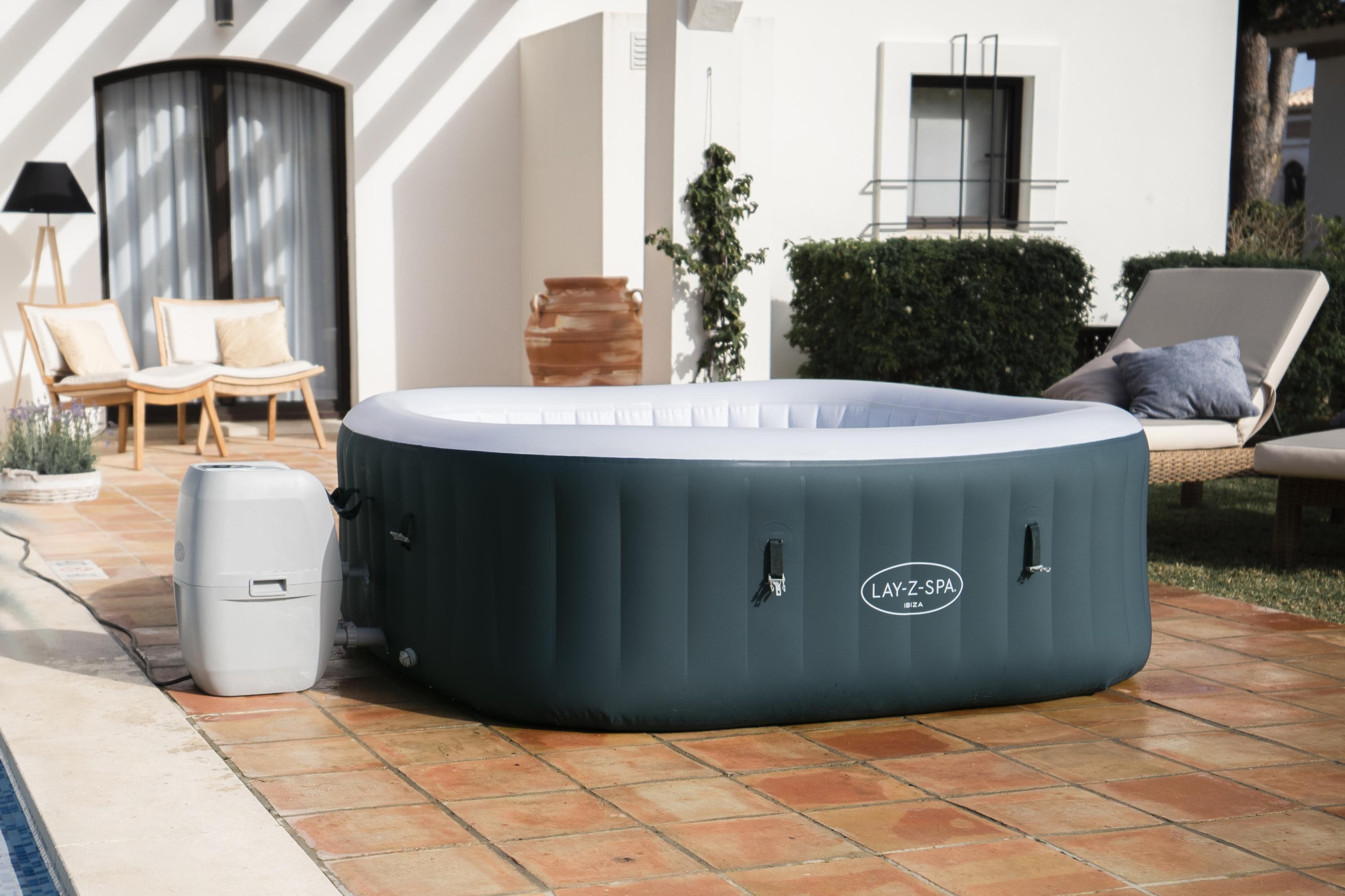 Piscine d'hydromassage SPA Lay-Z-Spa Ibiza AirJet Bestway 60015 