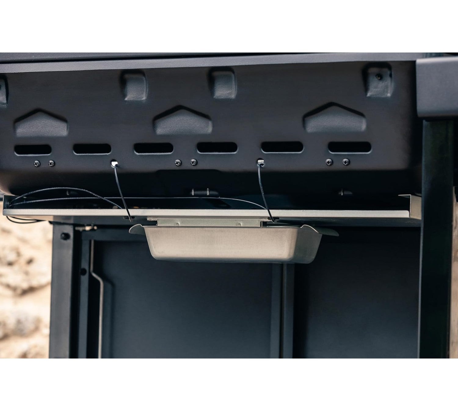 Barbecue à gaz 3 feux dans four en acier avec thermomètre et étagères rabattables COMPACT 3L