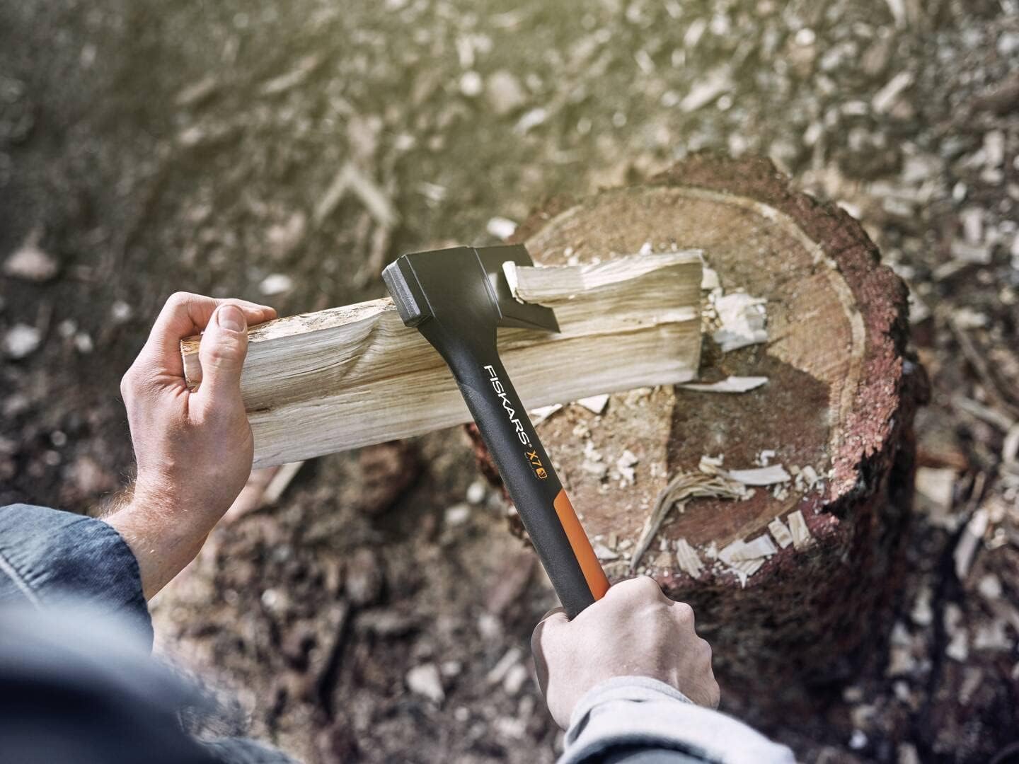 Accepte la hache à fendre professionnelle pratique et portable FISKARS XSX7