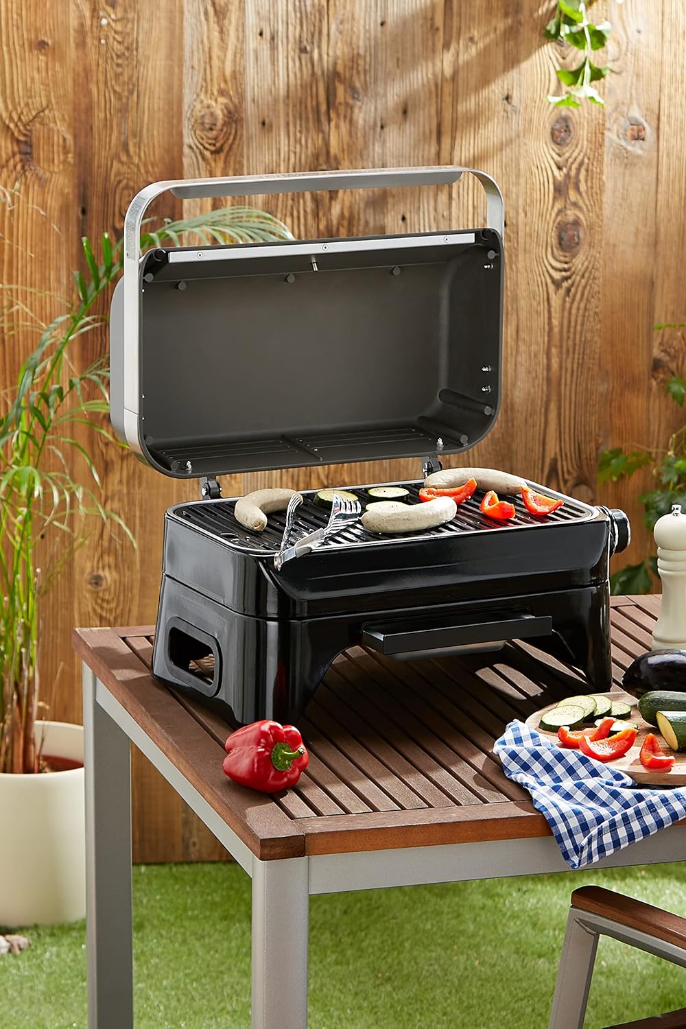 Barbecue à gaz avec plan en fonte 48x26 cm Campingaz Attitude 2GO CV 