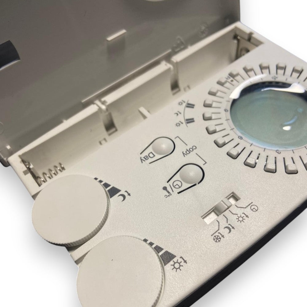 Chronothermostat d'ambiance hebdomadaire analogique numérique programmable 1CR CR209/S