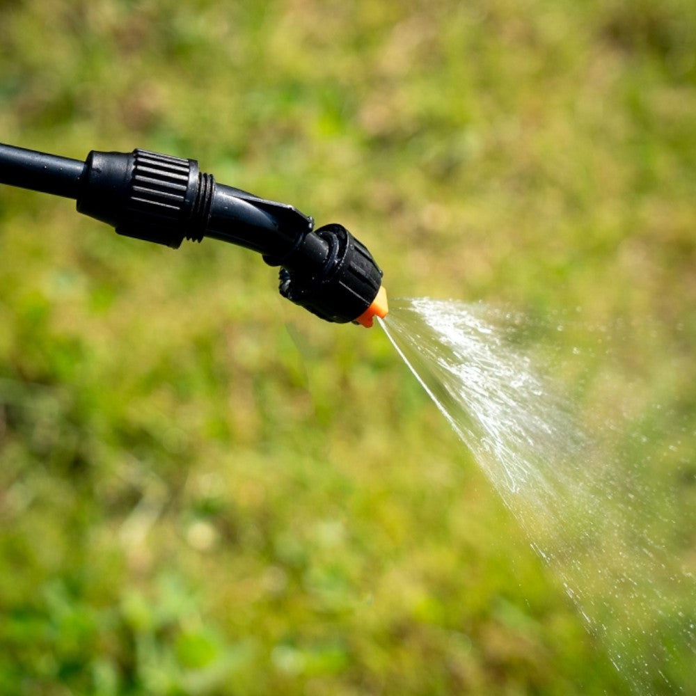 Pompe de pulvérisation à dos de 12 litres avec batterie au lithium amovible de 4 Ah avec lance en acier inoxydable et en laiton