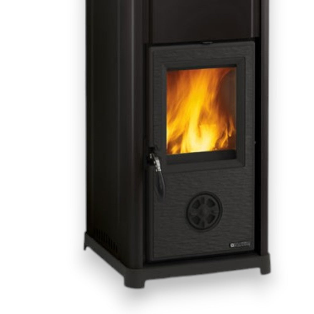 Poêle à bois Thé 6,6 Kw Noir - mesure 41,4x41,9x83,2h cm. poids 77 kg