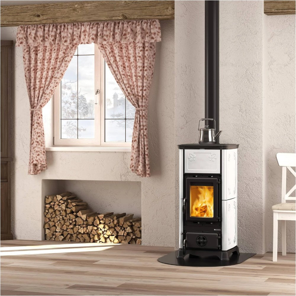 Poêle à bois 6,5 kW avec revêtement en fonte 45,3x49xH95 cm Nordica blanc