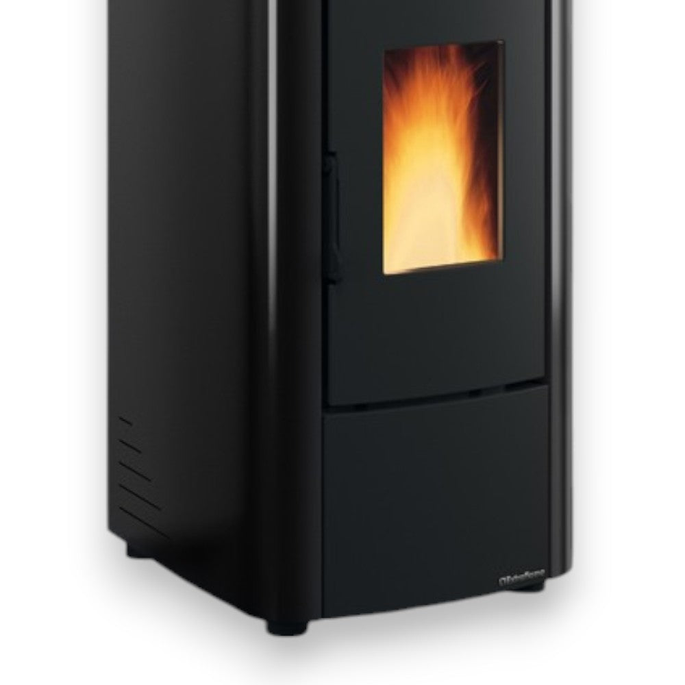 Poêle à granulés noir Ketty Evo 2.0 6,5 Kw (compte thermique) - mesure 45,6x50,7x88,4h cm. - poids kg.69