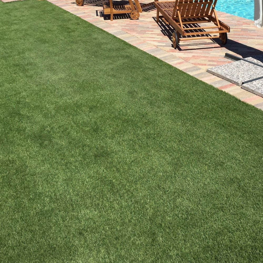 Prato erba sintetica verde con fori di drenaggio spessore 10 mm per esterno