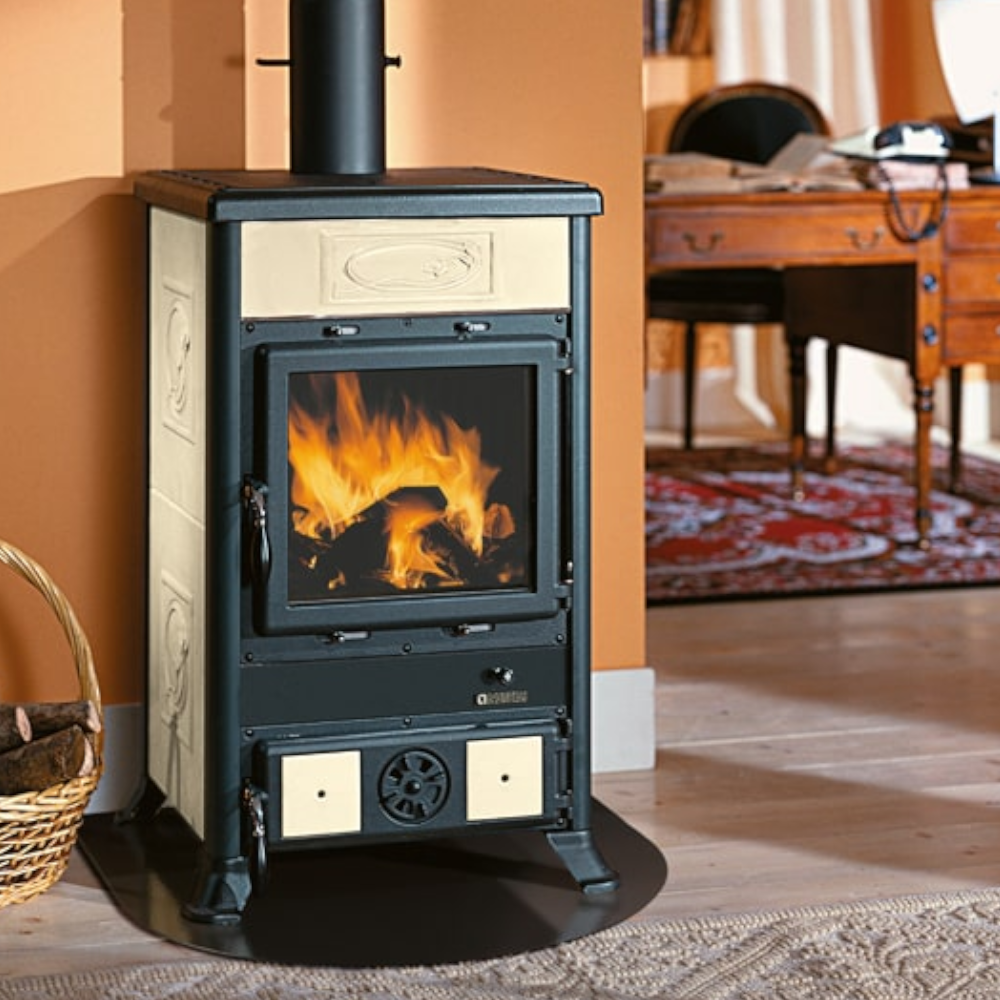 Poêle à bois avec revêtement en majolique 8,8 kW Rossella R1 Liberty Nordica Extraflame 