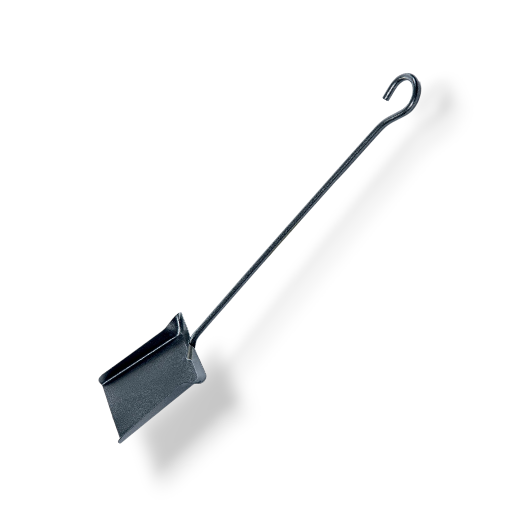 Kit de nettoyage de cheminée comprenant 4 outils en fer forgé, un balai, une pince, un tisonnier et un perchoir porte-outils