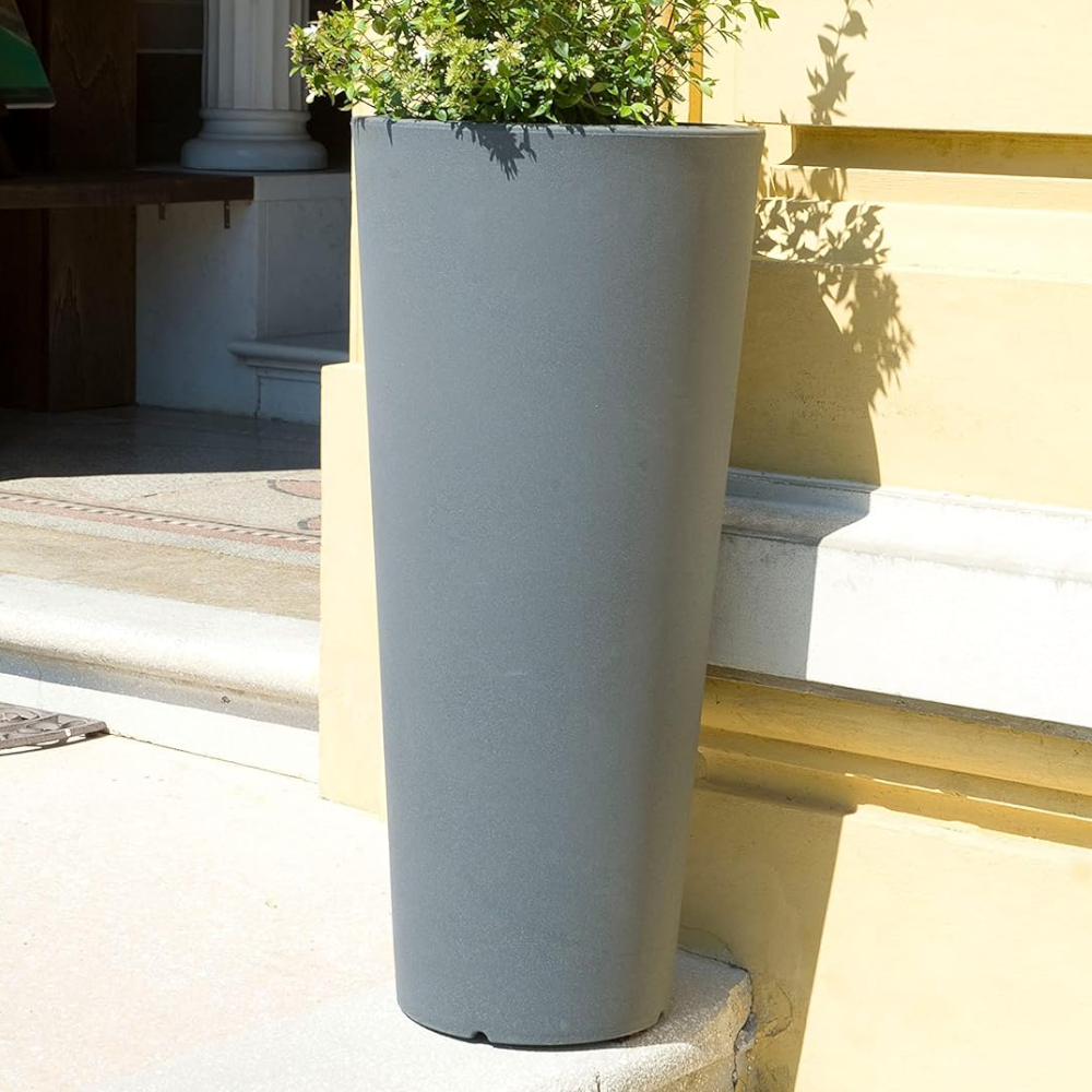 Grand vase conique rond Ø40xH78 cm en résine extérieure résistante avec plateau Tirso Plus GDM amovible