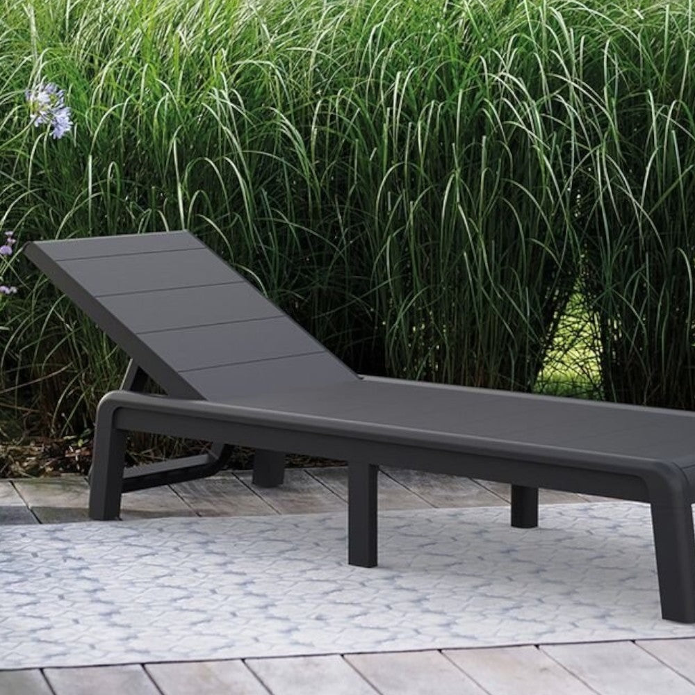 Lettino prendisole dogato per esterno giardino 187x58xH29 cm in resina effetto legno Formetera
