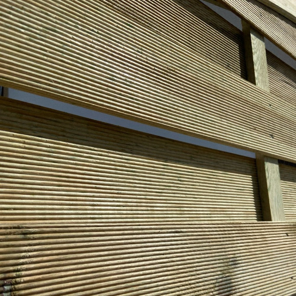 Brise-vent arqué en pin imprégné - cm. 180x180h.