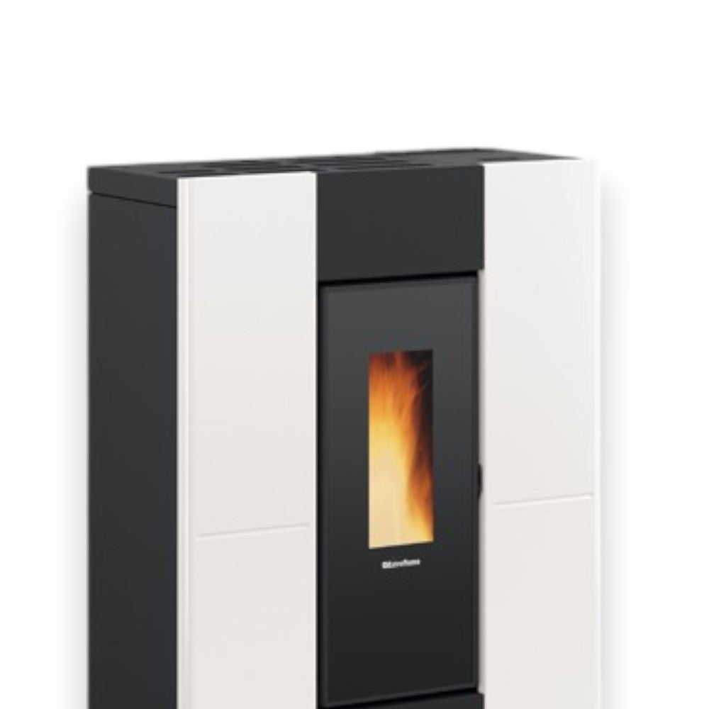 Poêle à pellets Marilena Plus avec canalisation. 8,0 Kw Blanc (Compte Thermique) - mesure 75x35,2x107,7h cm. - poids 119 kg