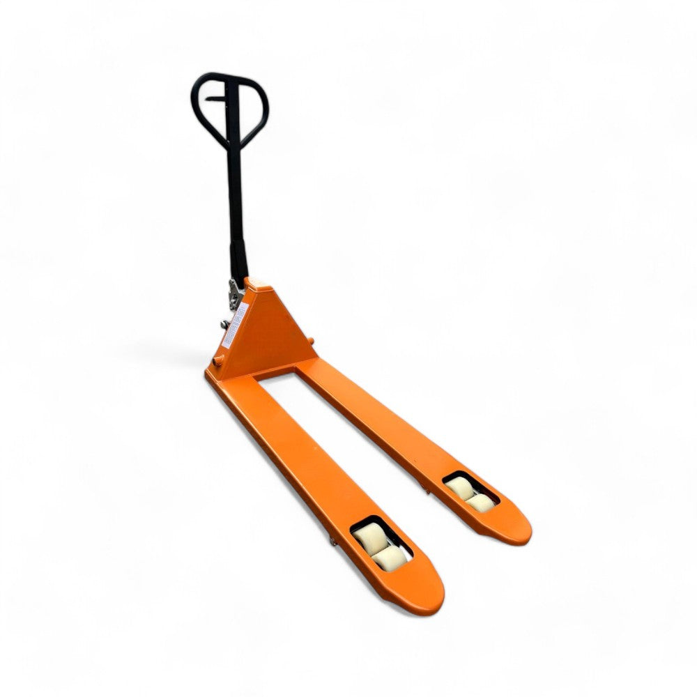 Transpalette manuel pour le transport de plates-formes palettes d'une capacité de 2500 kg 