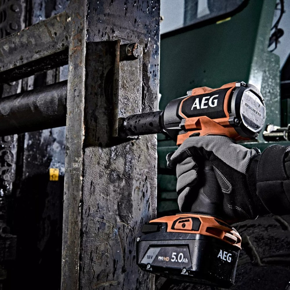 perceuse à impulsion sans balais 'bss 18mtf12/0' aeg