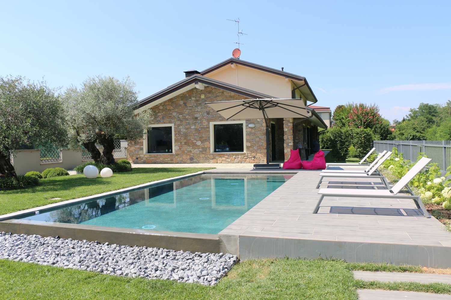 Pietre in granulati di marmo Confezione 25 Kg.