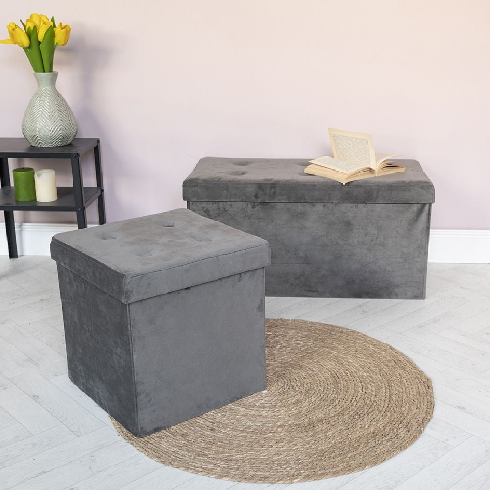 Pouf contenitore multiuso, struttura in mdf, in tessuto effetto velluto 37,5x37,5xh.38 cm