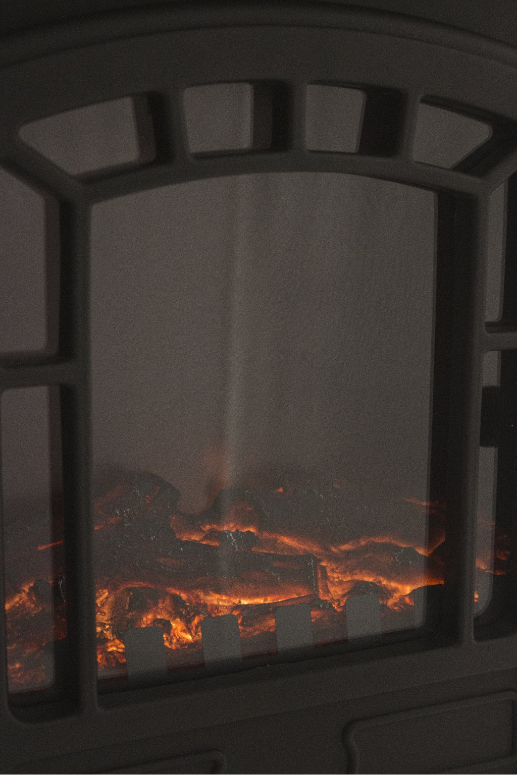 Élégant radiateur soufflant effet cheminée avec effet flamme 2000W Ont