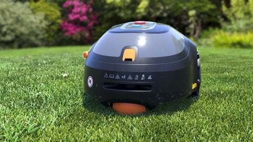 Robot Tagliaerba professionale automatico Black+Decker BCRMW121