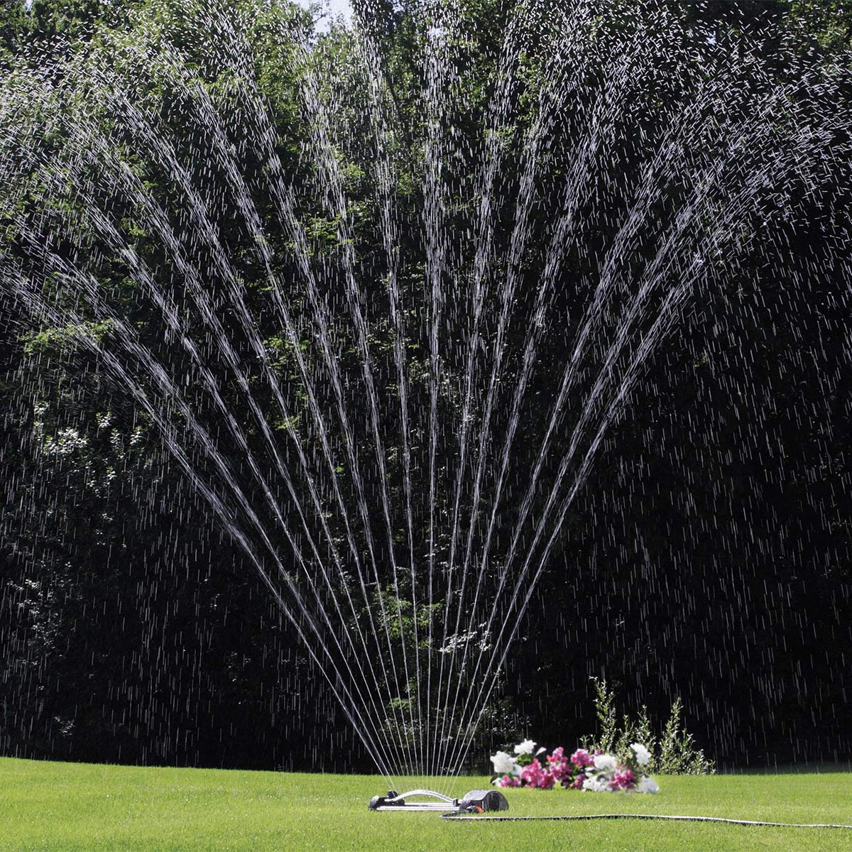 Irrigatore oscillante compatto per giardini Metal CLABER 8743