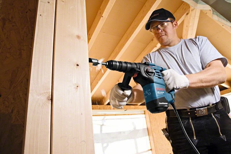 Trapano Martello Perforatore 800W con attacco SDS+ BOSCH Professional GBH3-28DFR