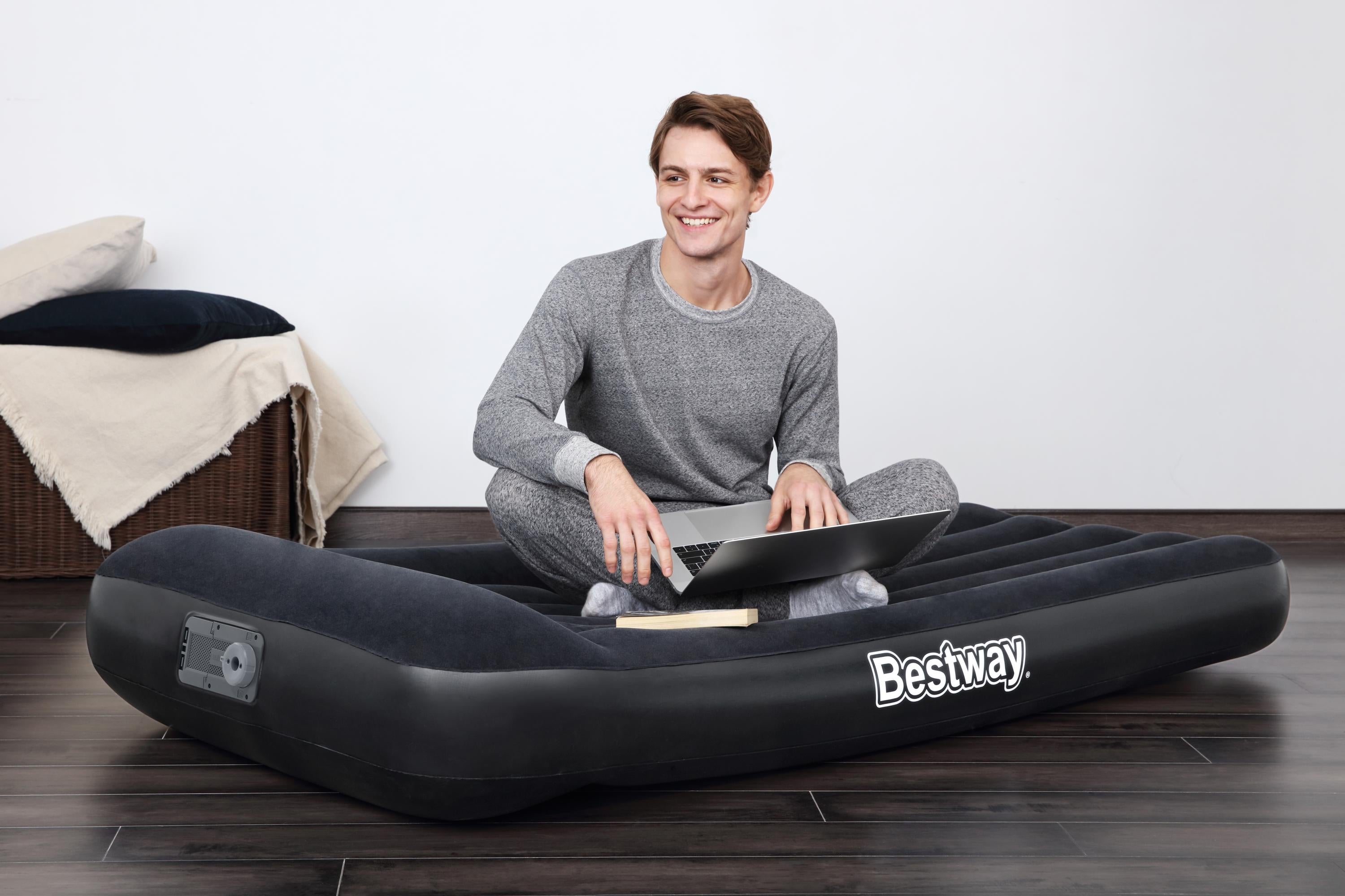 Materasso airbed gonfiabile singolo con pompa elettrica Integrata Bestway 67556