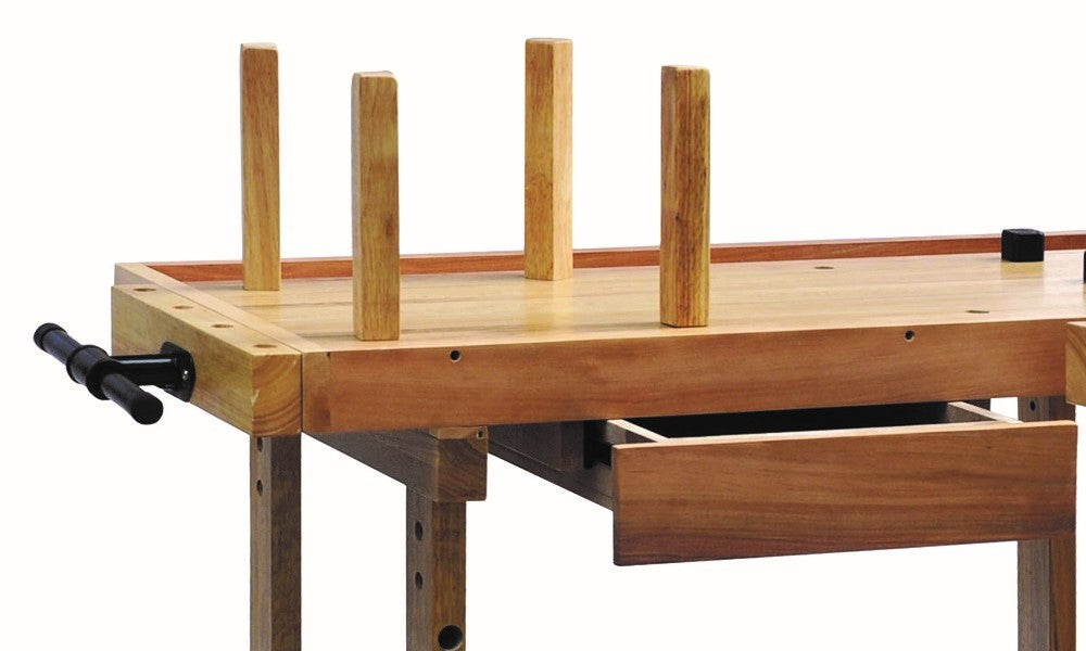 Banco da Lavoro da Artigiano in legno con piano d'appoggio