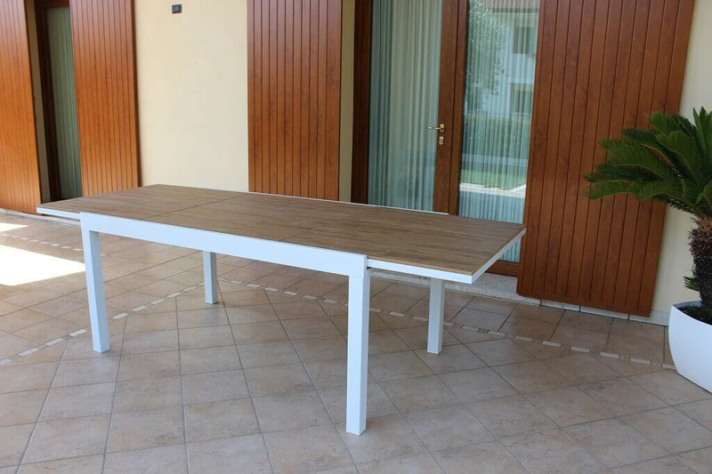 Tavolo allungabile da esterno in alluminio con piano in polywood ANTARES