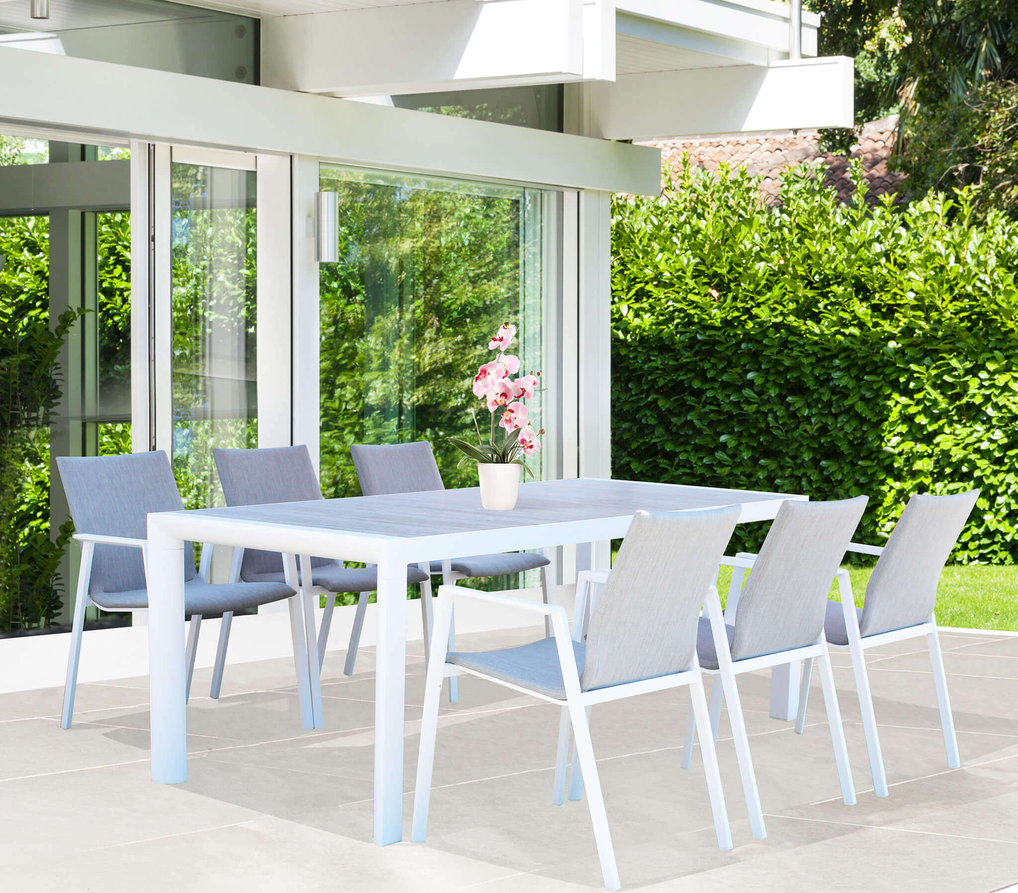 Sedia poltrona impilabile per esterno in alluminio LAGON