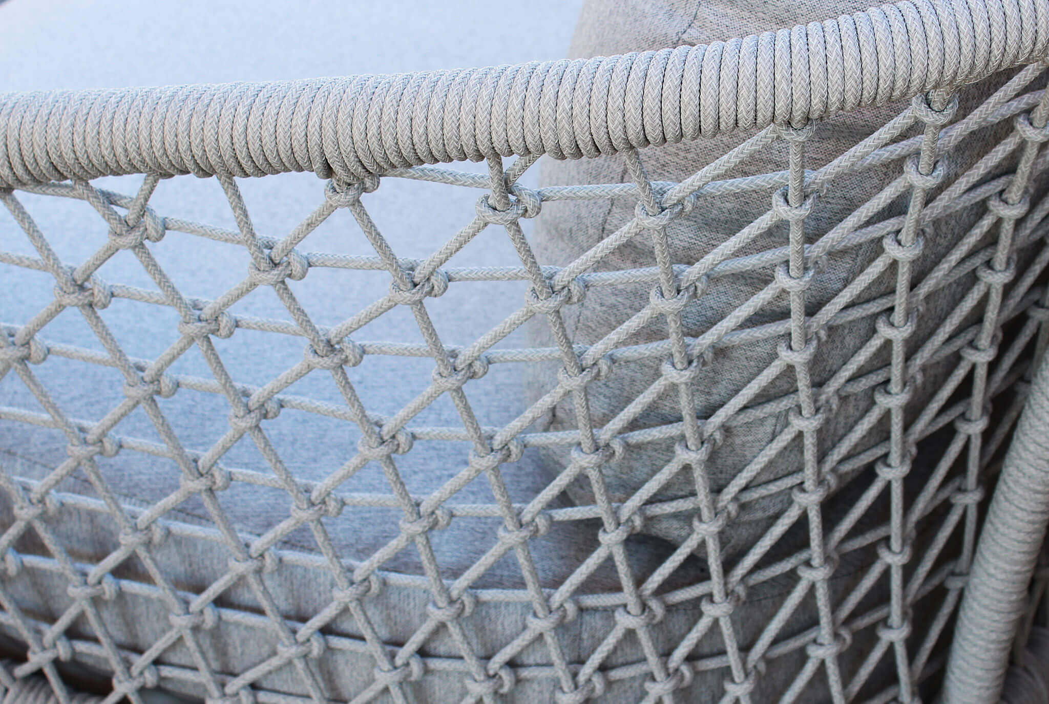 Salotto per esterno in alluminio rivestito in corda con 2 tavolini HAWAI