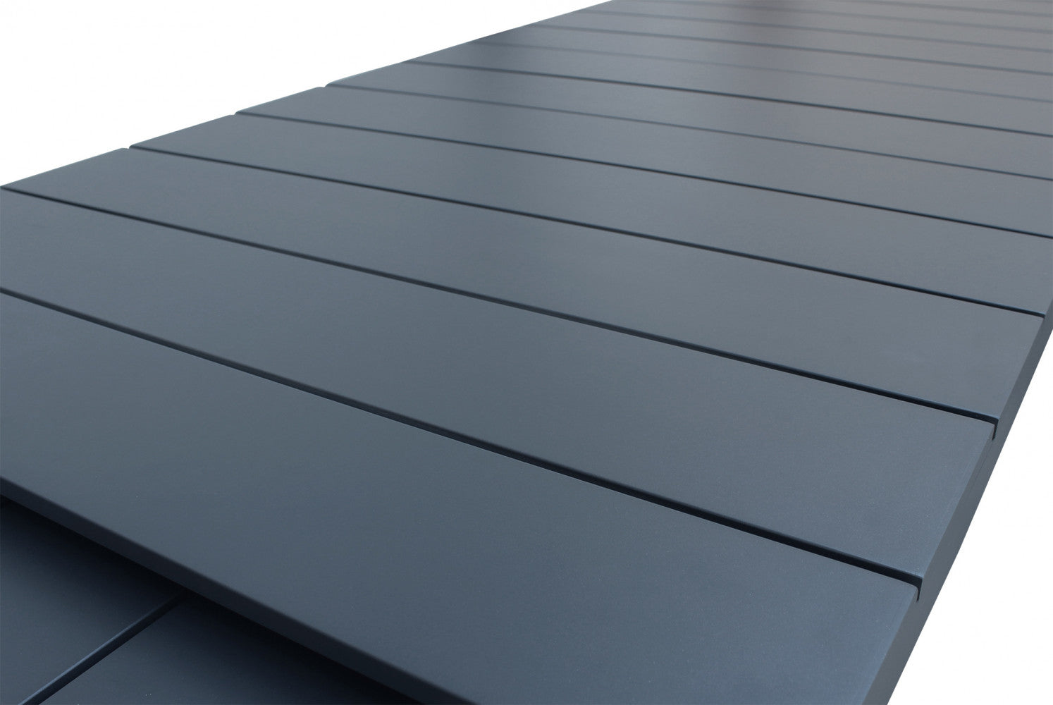 Tavolo estensibile da giardino con struttura in alluminio e piano effetto doghe Spenser