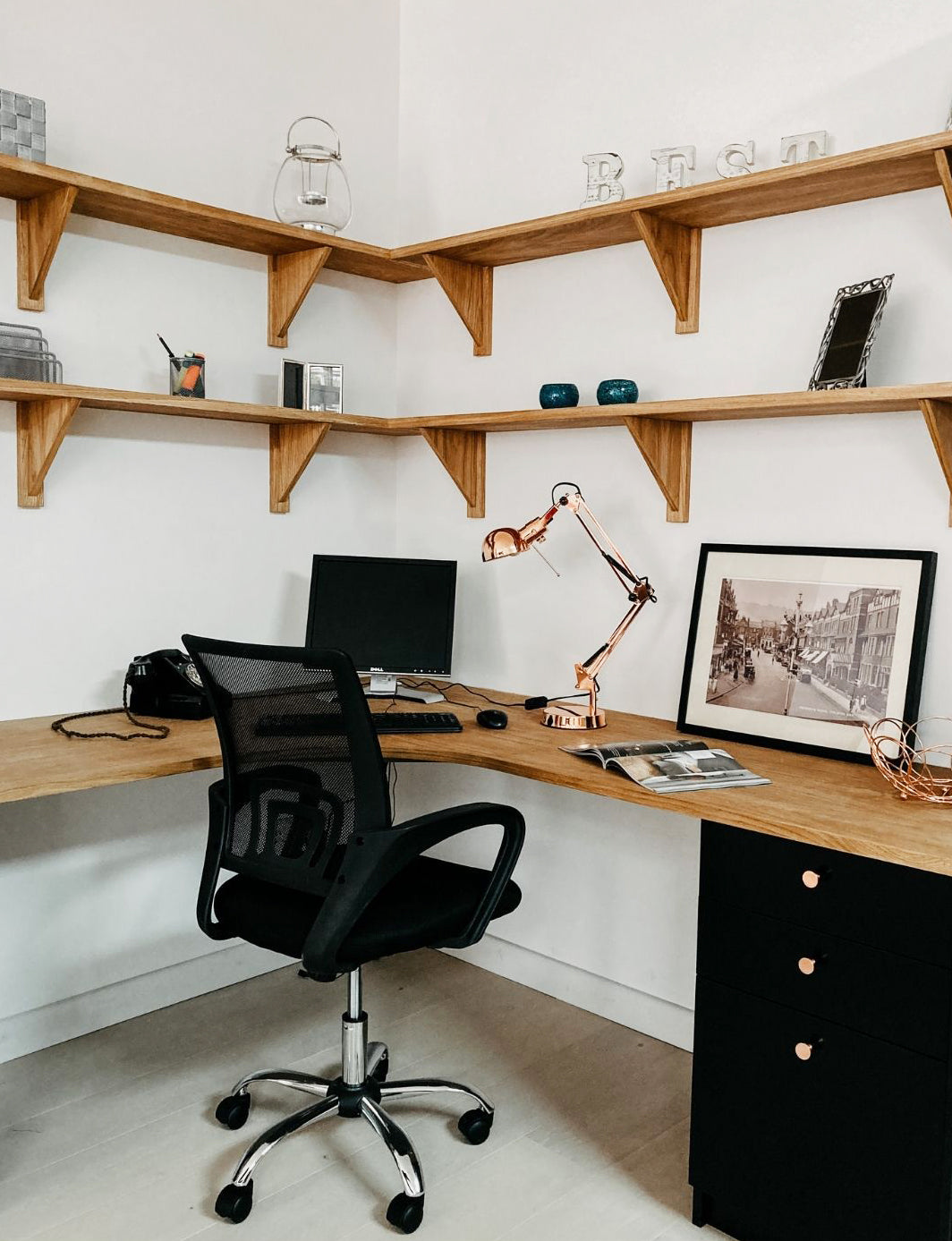 Poltrona sedia da ufficio con altezza regolabile e base cromata Caraxes