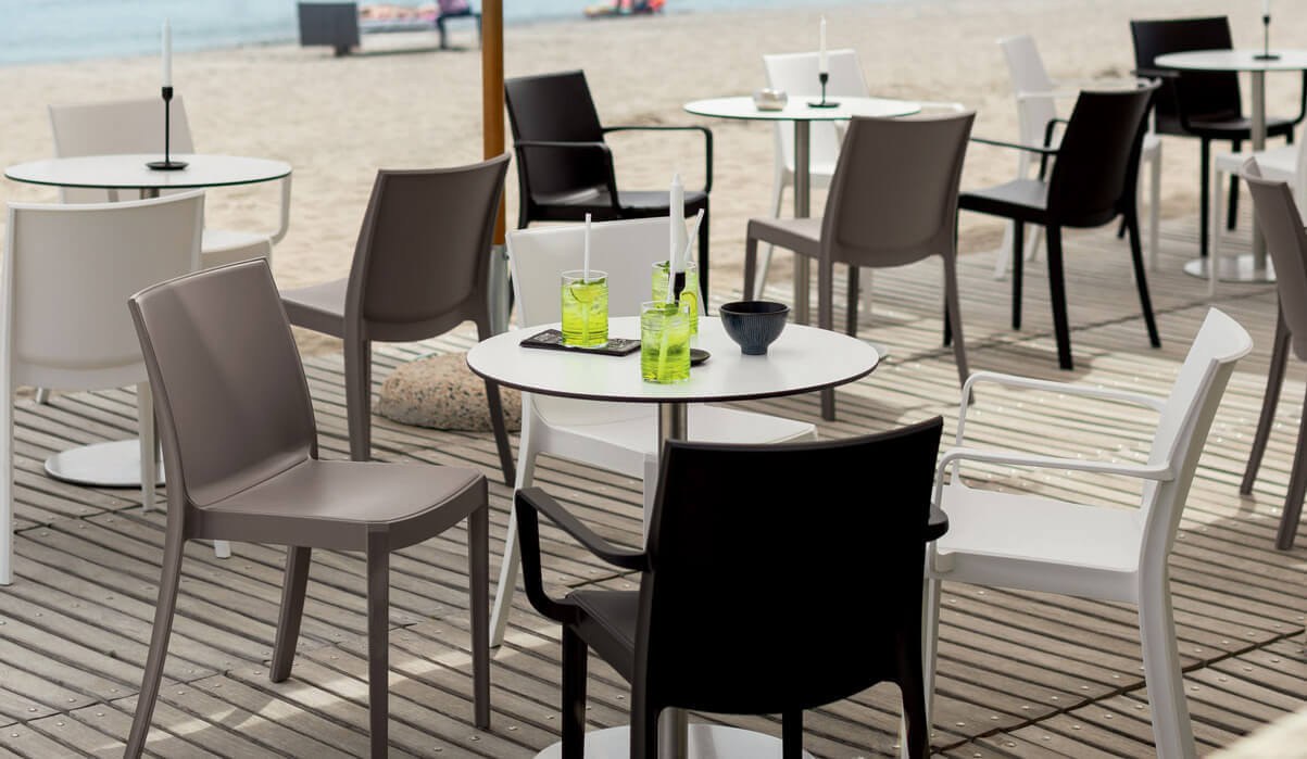 Sedia in polipropilene per esterno impilabile GEMMA