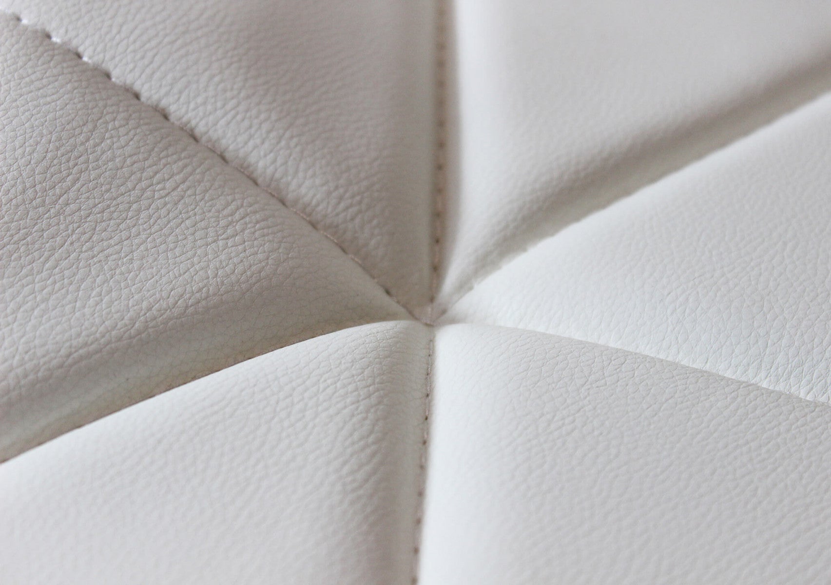 Sgabello in metallo girevole e regolabile con seduta in ecopelle PRAGA