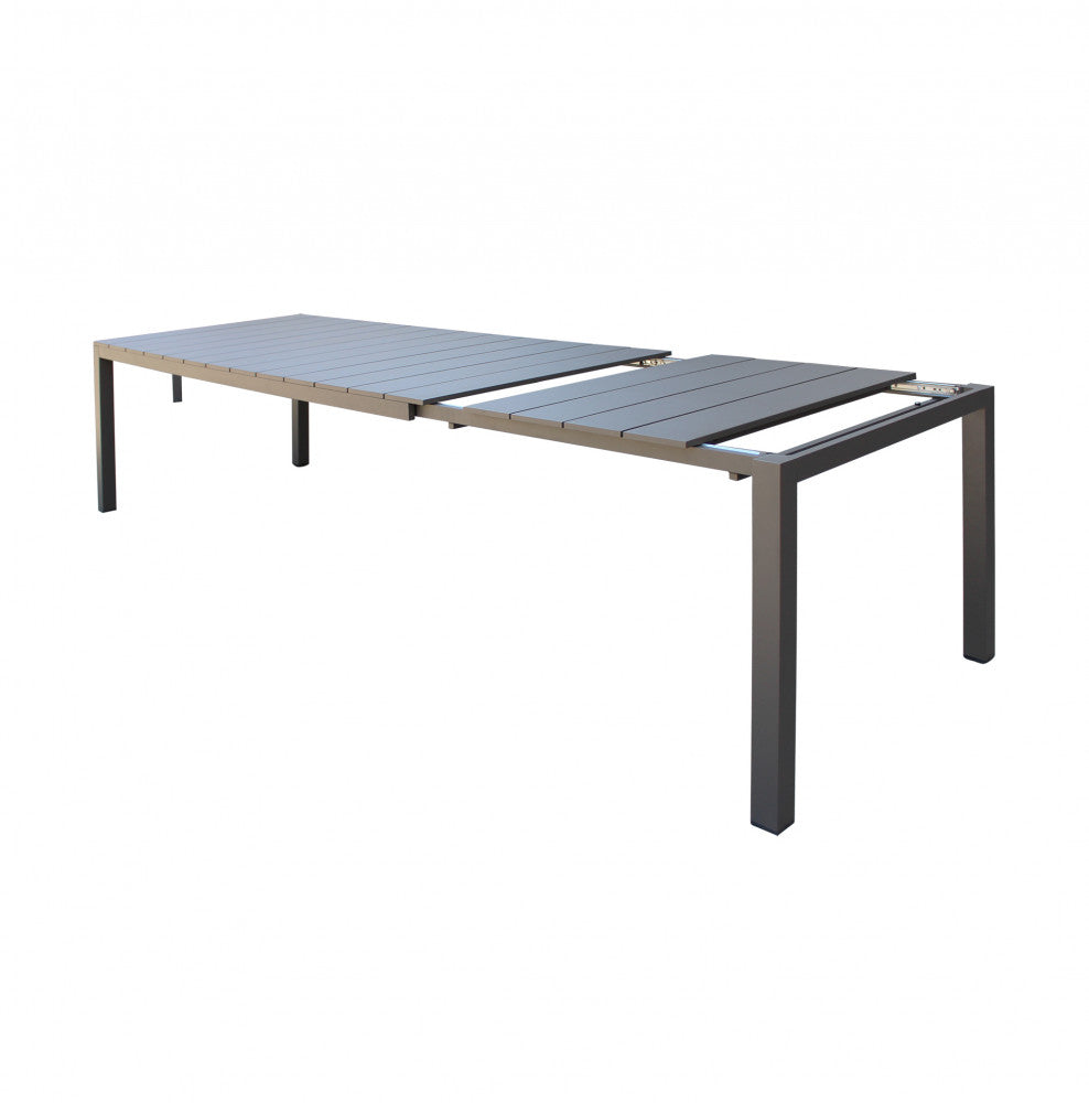 Tavolo da esterno allungabile 149/215 cm in alluminio con piedi regolabili e piano a doghe TEODOSIO