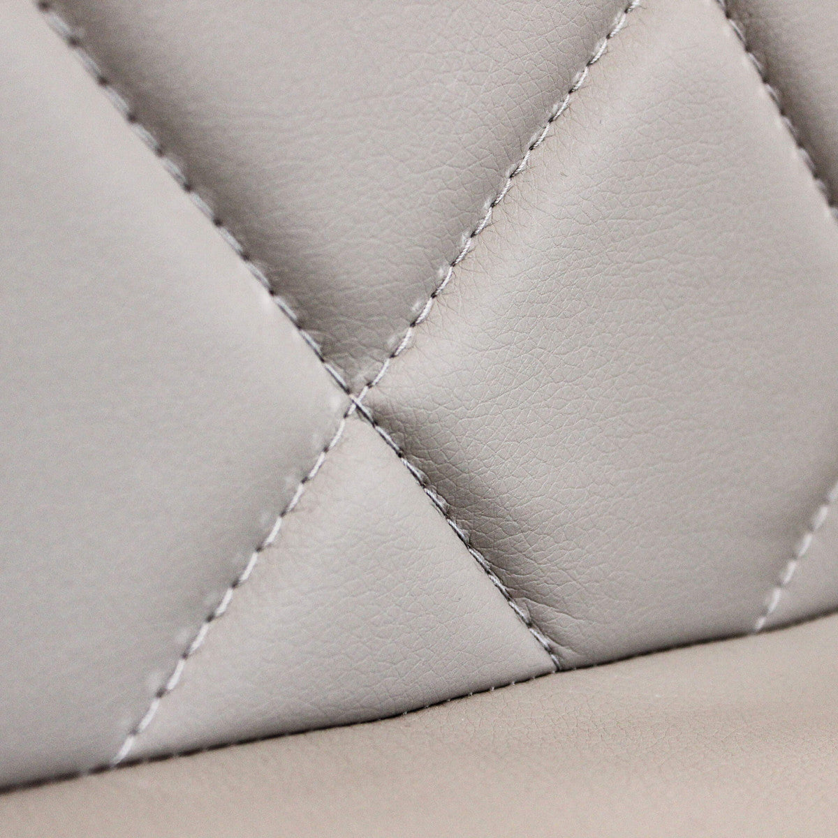 Sedia da pranzo per interni in acciaio ed ecopelle Skin