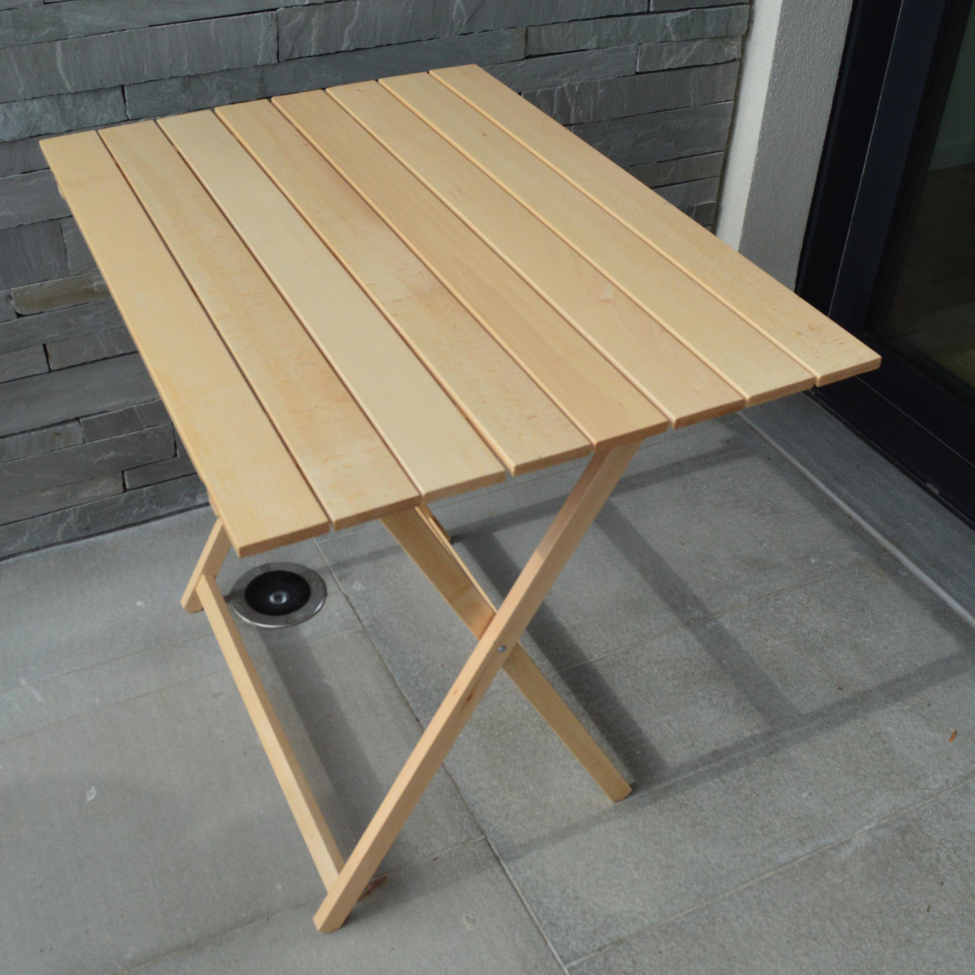 Tavolo pieghevole in legno massello di faggio 60x80H75 cm